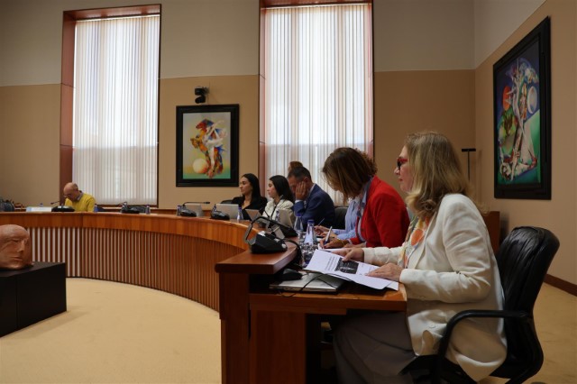  Acordos aprobados na Comisión 5ª, Sanidade, Política Social e Emprego celebrada o 17 de outubro de 2024